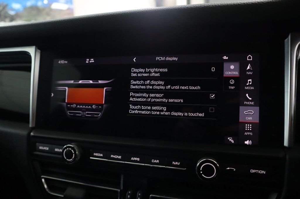 Used Porsche Macan 2020 for sale - 76803745: Photo 45