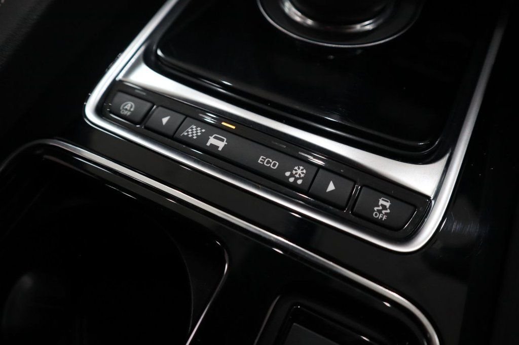 Used Jaguar F-Pace 2019 for sale - 77937116: Photo 17