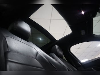 Used Jaguar F-Pace 2019 for sale - 77937116: Photo