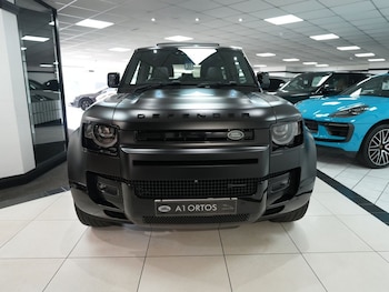 Used Land Rover Defender 2022 for sale - 79009346: Photo