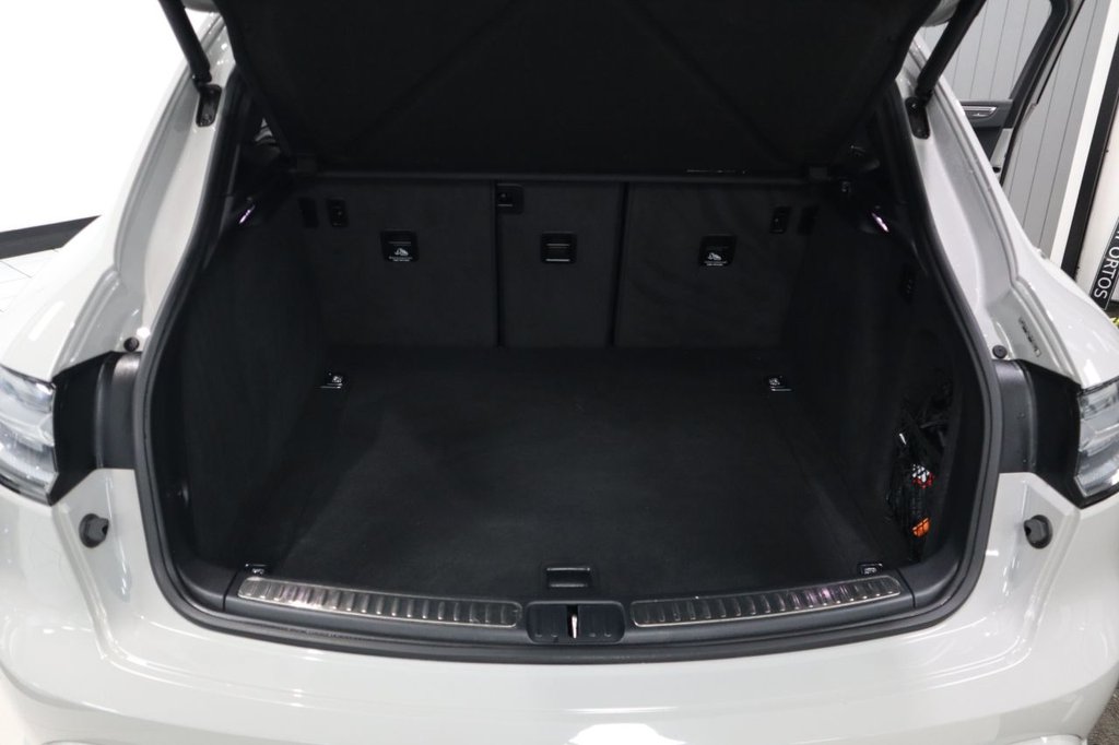 Used Porsche Macan 2022 for sale - 77145618: Photo 17