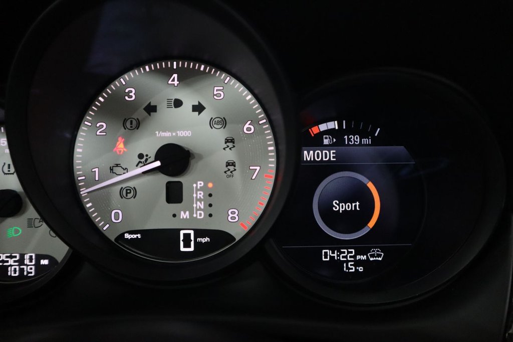 Used Porsche Macan 2022 for sale - 77145618: Photo 36