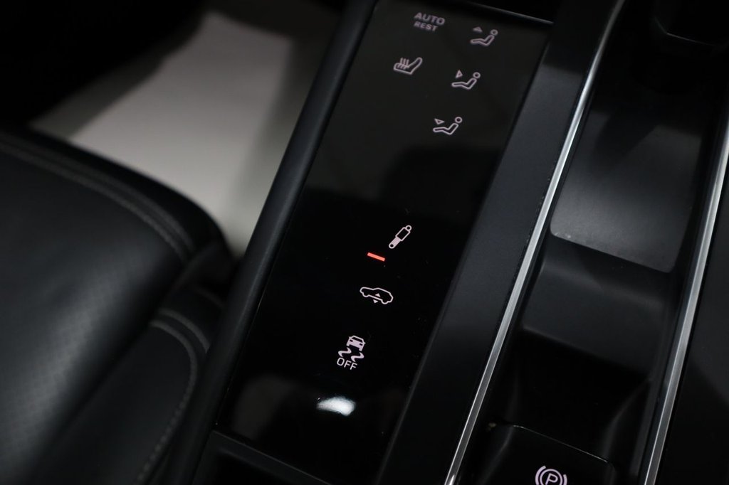 Used Porsche Macan 2022 for sale - 77145618: Photo 38