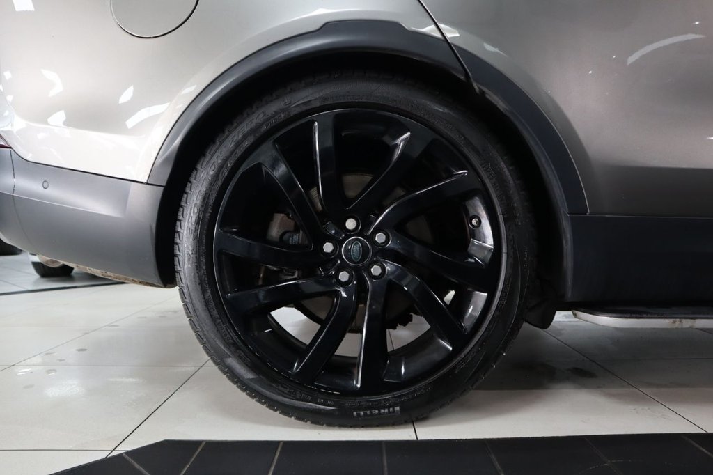 Used Land Rover Discovery 2017 for sale - 77632041: Photo 14