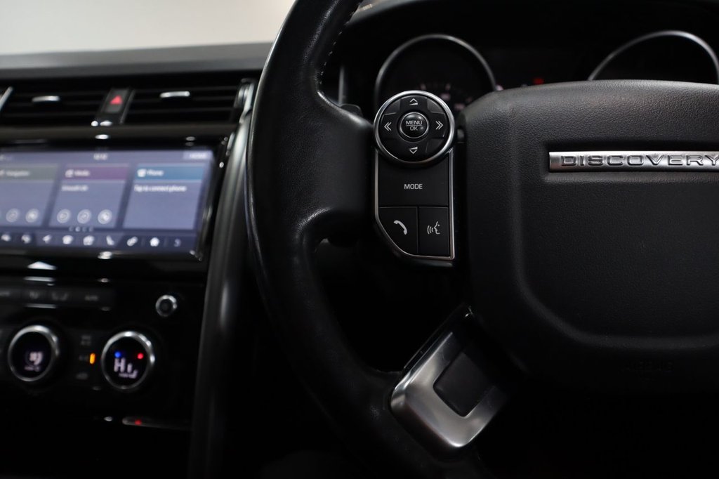 Used Land Rover Discovery 2017 for sale - 77632041: Photo 28