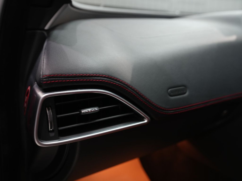 Used Jaguar XE 2015 for sale - 78068747: Photo 21