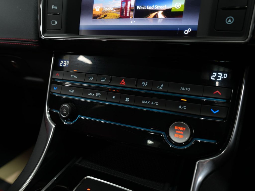 Used Jaguar XE 2015 for sale - 78068747: Photo 30