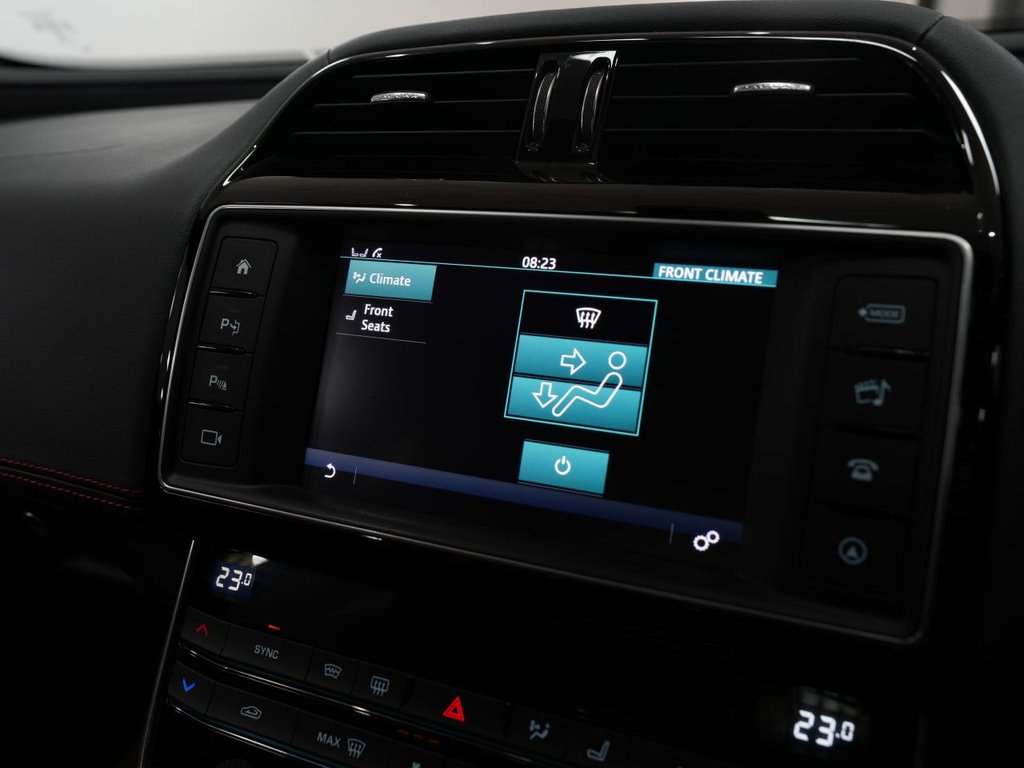 Used Jaguar XE 2015 for sale - 78068747: Photo 36