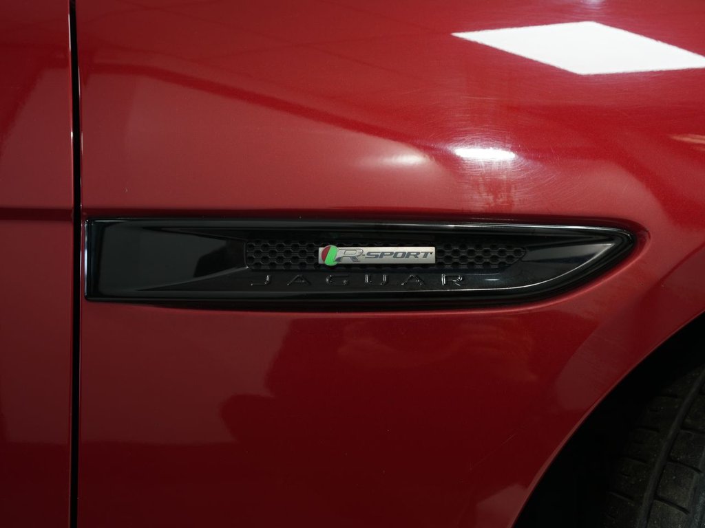 Used Jaguar XE 2015 for sale - 78068747: Photo 44