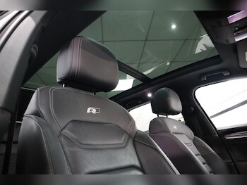 Used Volkswagen Touareg 2019 for sale - 75831392: Photo