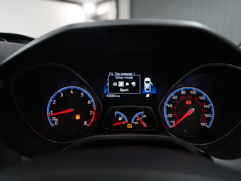 Used Ford Focus 2017 for sale - 77850389: Photo 32