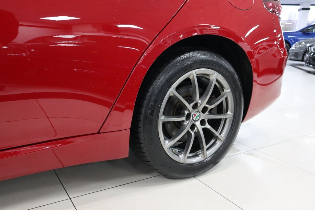 Used Alfa Romeo Giulia 2018 for sale - 77627383: Photo 11
