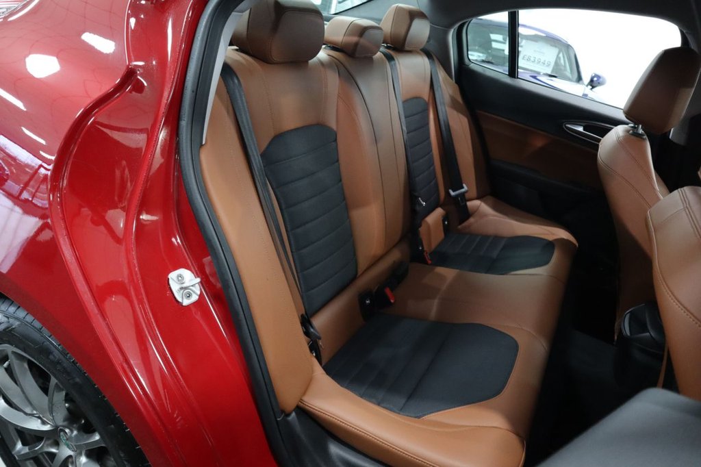 Used Alfa Romeo Giulia 2018 for sale - 77627383: Photo 13