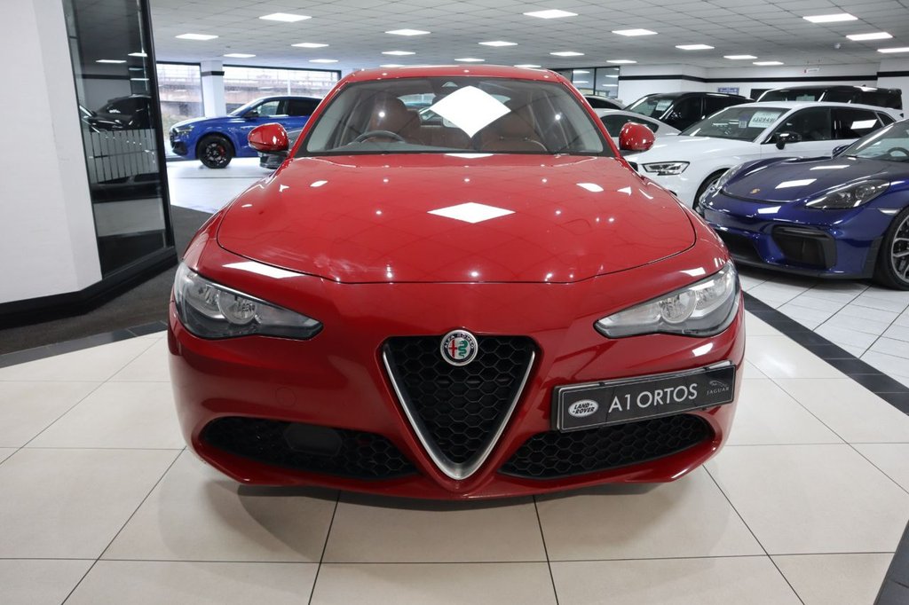 Used Alfa Romeo Giulia 2018 for sale - 77627383: Photo 2