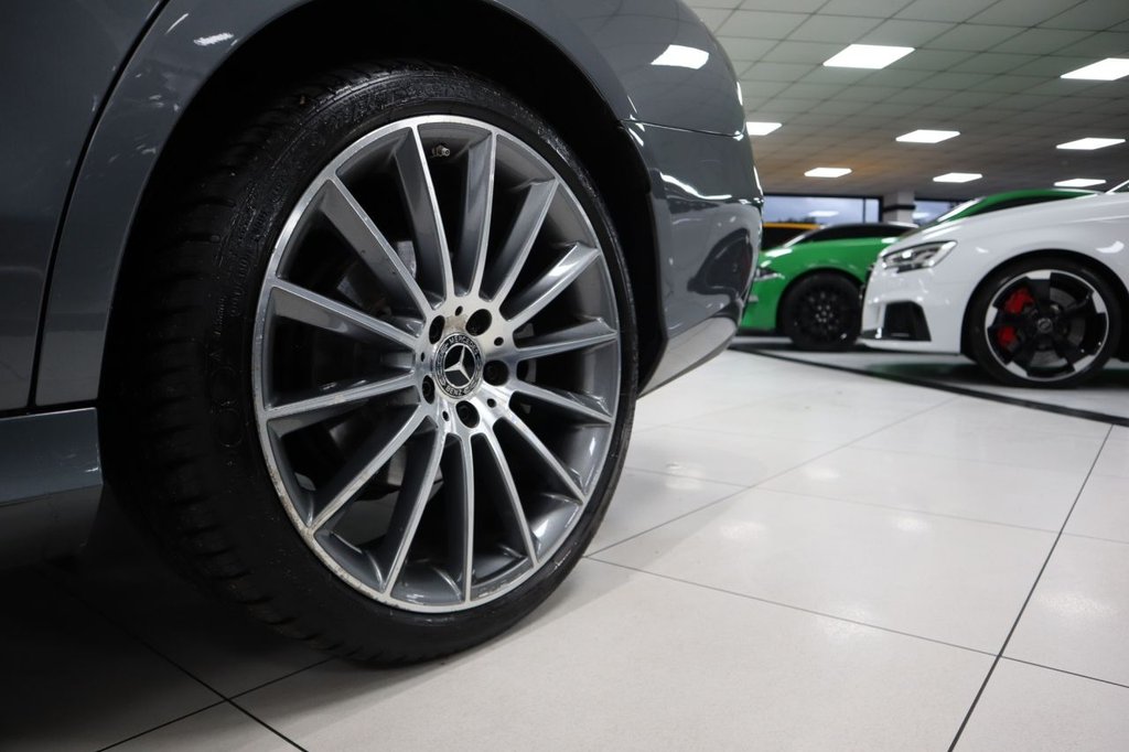 Used Mercedes-Benz E Class 2019 for sale - 76396112: Photo 17