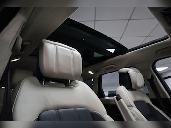 Used Land Rover Range Rover Sport 2018 for sale - 76216817: Photo 3