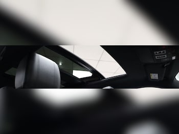 Used Land Rover Range Rover Evoque 2023 for sale - 76406739: Photo