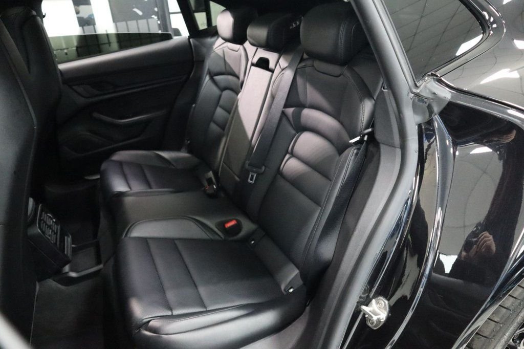 Used Porsche Taycan 2021 for sale - 77145614: Photo 14