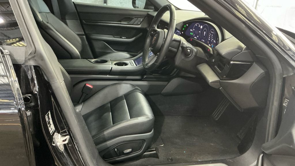 Used Porsche Taycan 2021 for sale - 77145614: Photo 20