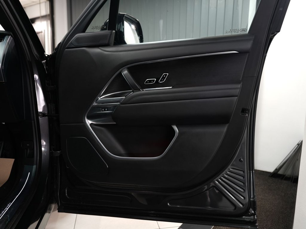 Used Land Rover Range Rover 2023 for sale - 77959707: Photo 15