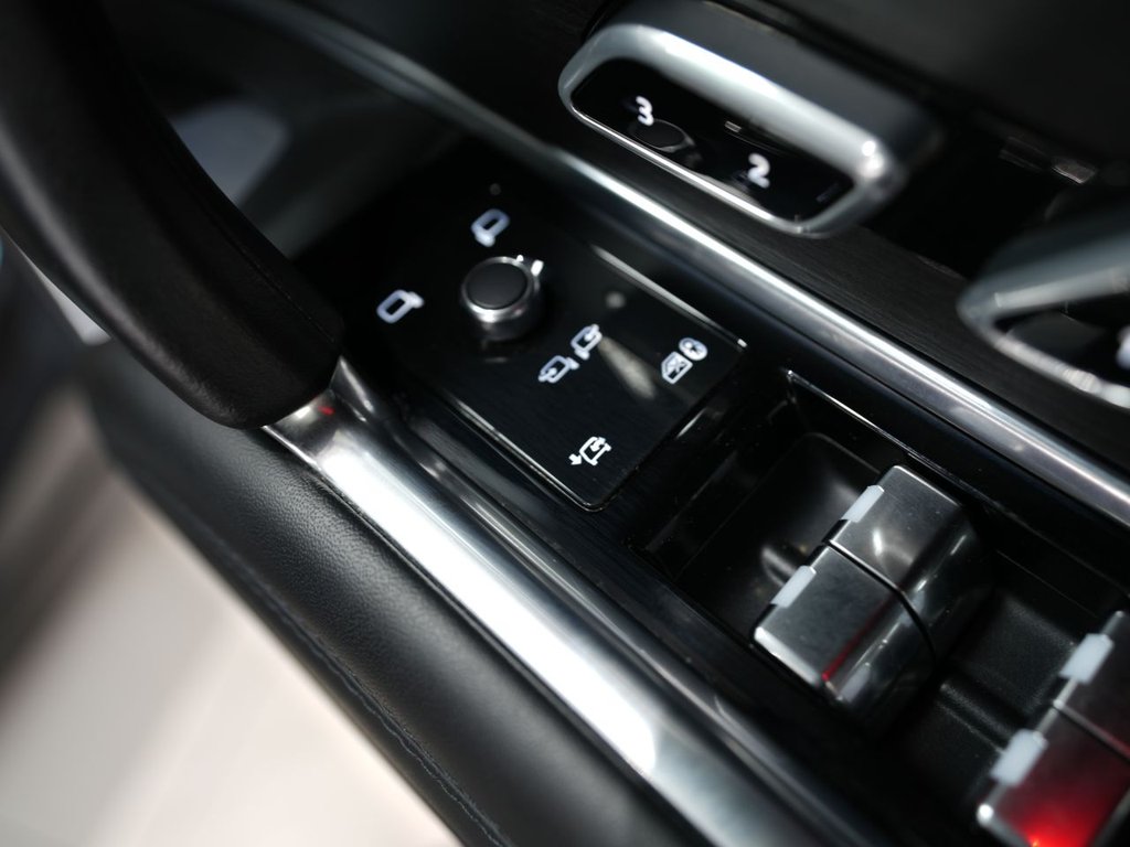 Used Land Rover Range Rover 2023 for sale - 77959707: Photo 17