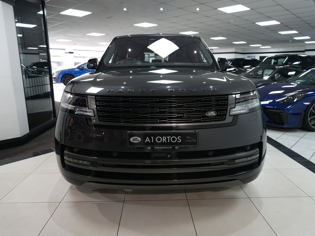 Used Land Rover Range Rover 2023 for sale - 77959707: Photo 2