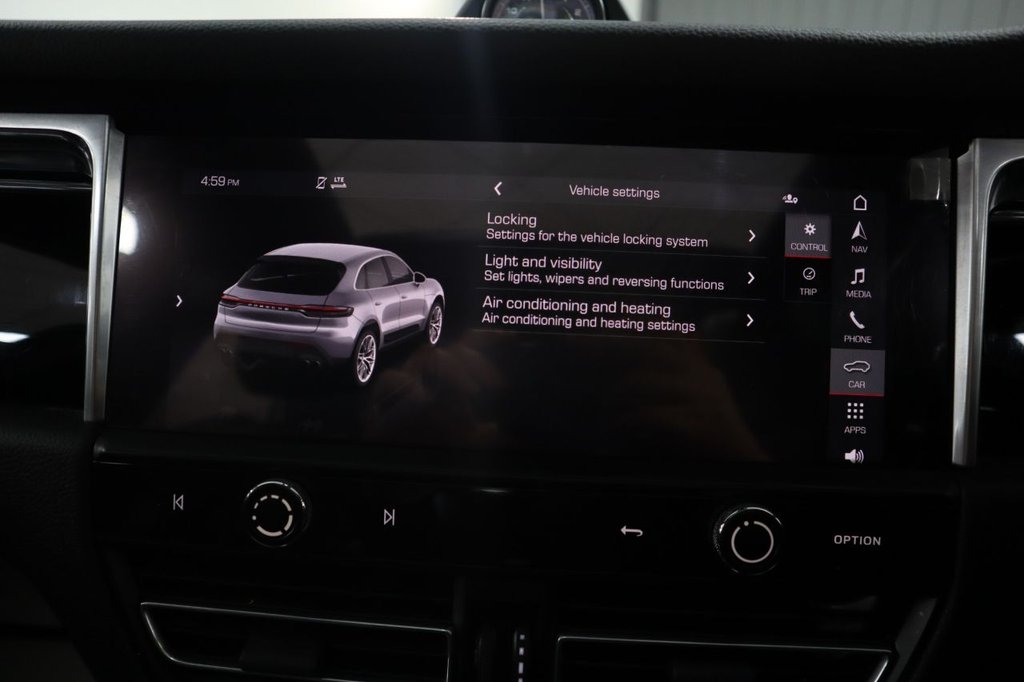 Used Porsche Macan 2021 for sale - 75998499: Photo 35