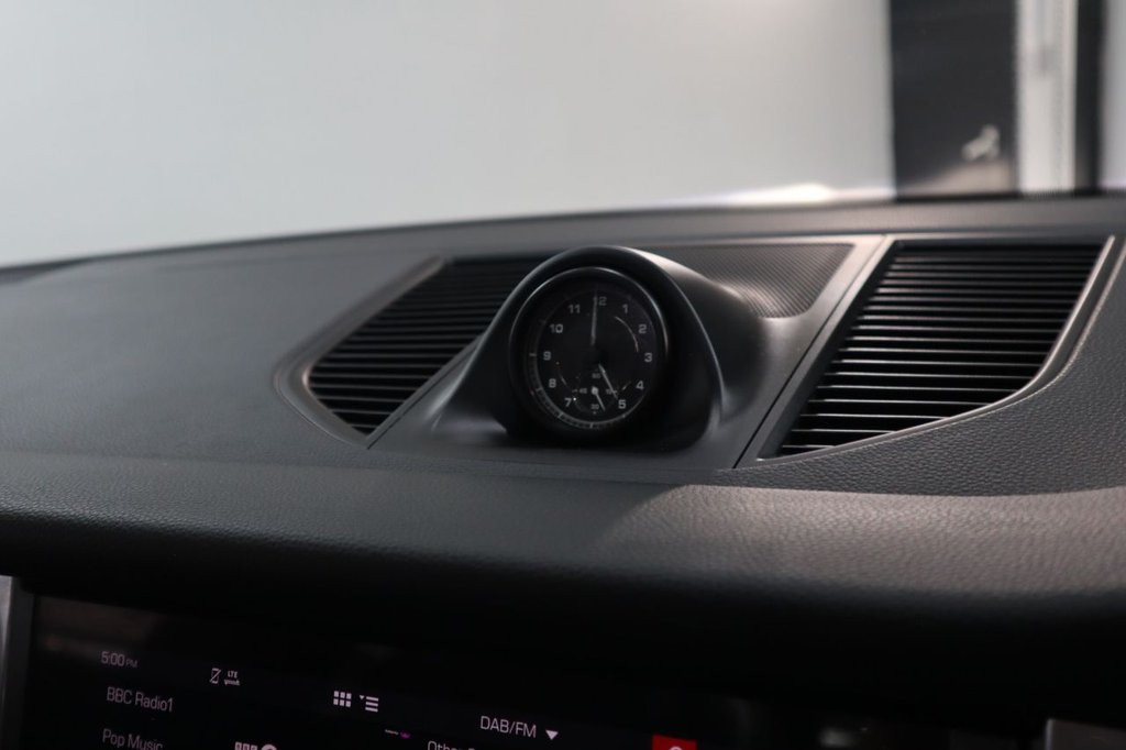 Used Porsche Macan 2021 for sale - 75998499: Photo 39