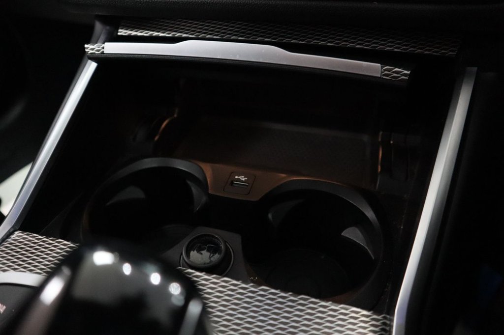 Used BMW 3 Series 2020 for sale - 76617287: Photo 31