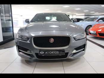 Used Jaguar XE 2017 for sale - 74137286: Photo