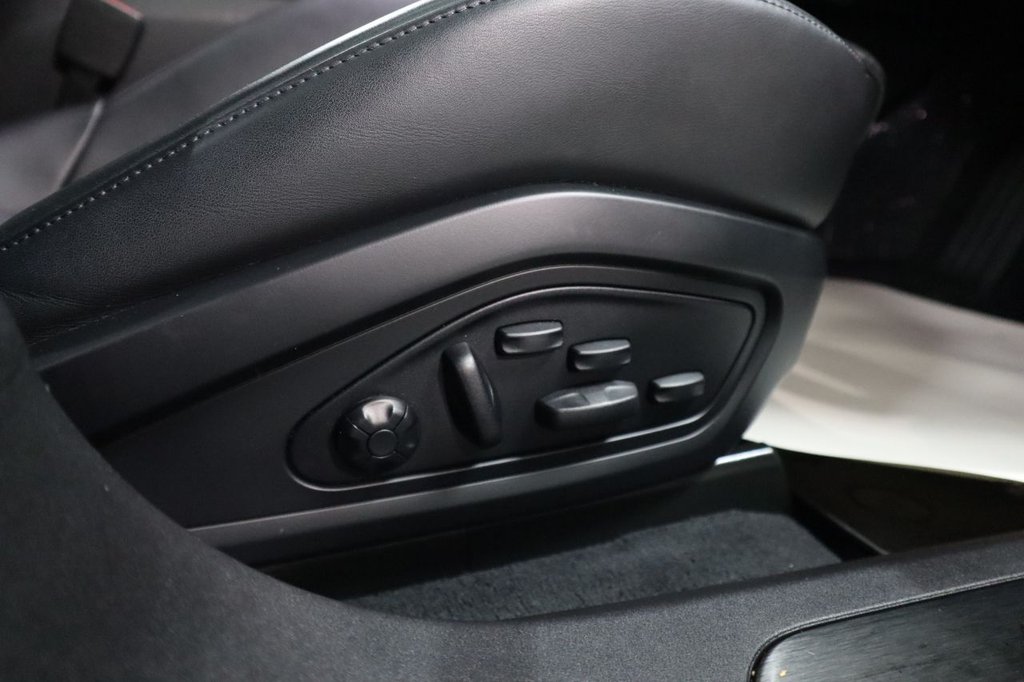 Used Porsche Taycan 2023 for sale - 76973773: Photo 19