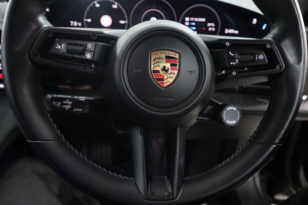 Used Porsche Taycan 2023 for sale - 76973773: Photo 20