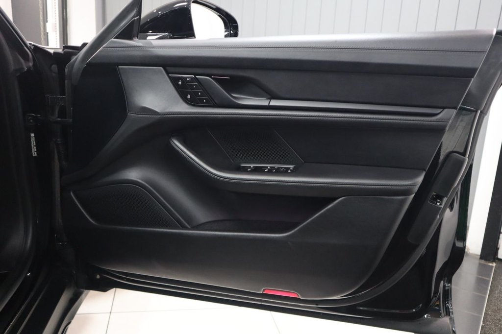 Used Porsche Taycan 2023 for sale - 76973773: Photo 39