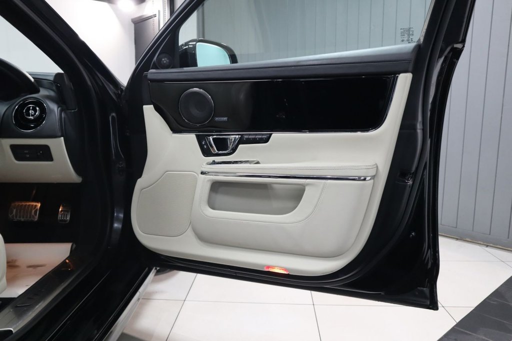 Used Jaguar XJ 2019 for sale - 77072738: Photo 14