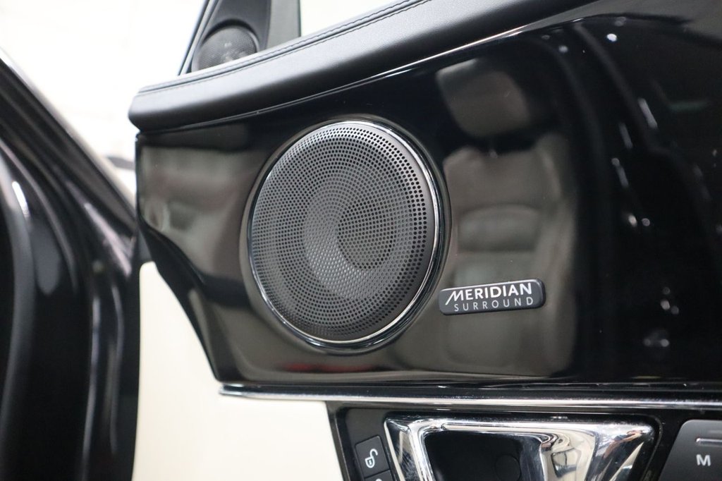 Used Jaguar XJ 2019 for sale - 77072738: Photo 17