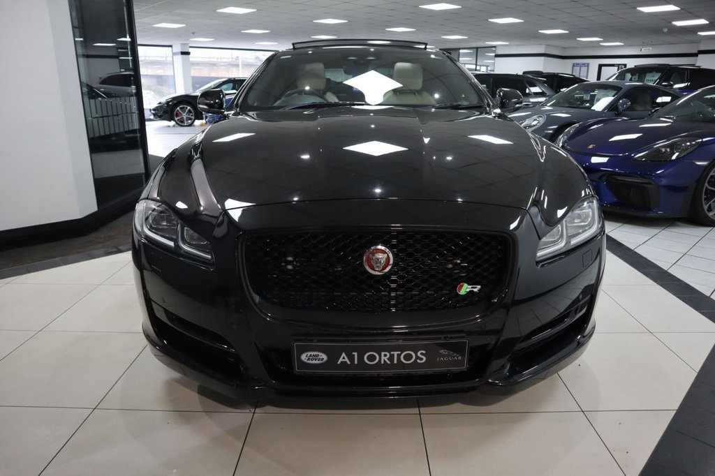Used Jaguar XJ 2019 for sale - 77072738: Photo 2