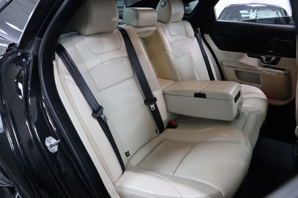 Used Jaguar XJ 2019 for sale - 77072738: Photo 21
