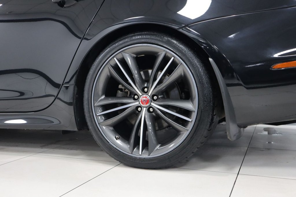 Used Jaguar XJ 2019 for sale - 77072738: Photo 24