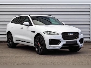 Used Jaguar F-Pace 2019 for sale - 79072403: Photo