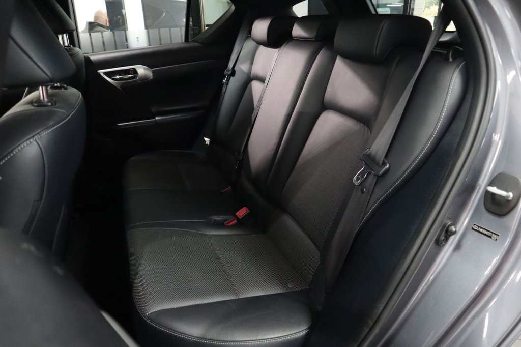 Used Lexus CT 2013 for sale - 76216821: Photo 32