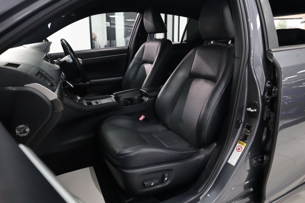 Used Lexus CT 2013 for sale - 76216821: Photo 34