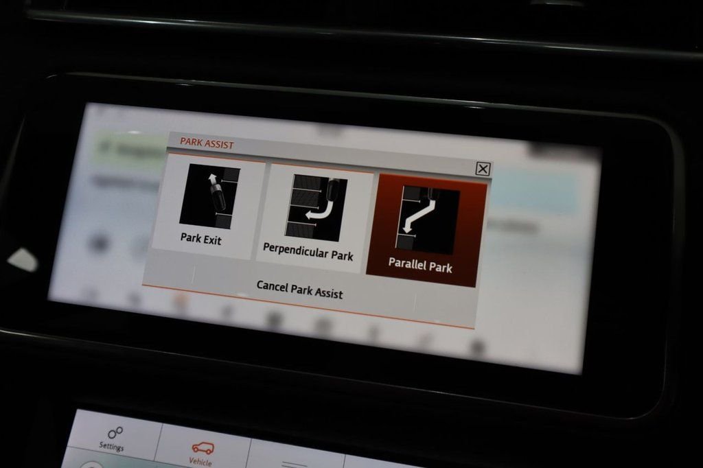 Used Land Rover Range Rover Velar 2020 for sale - 77360112: Photo 32