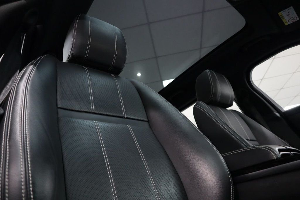 Used Land Rover Range Rover Velar 2020 for sale - 77360112: Photo 4
