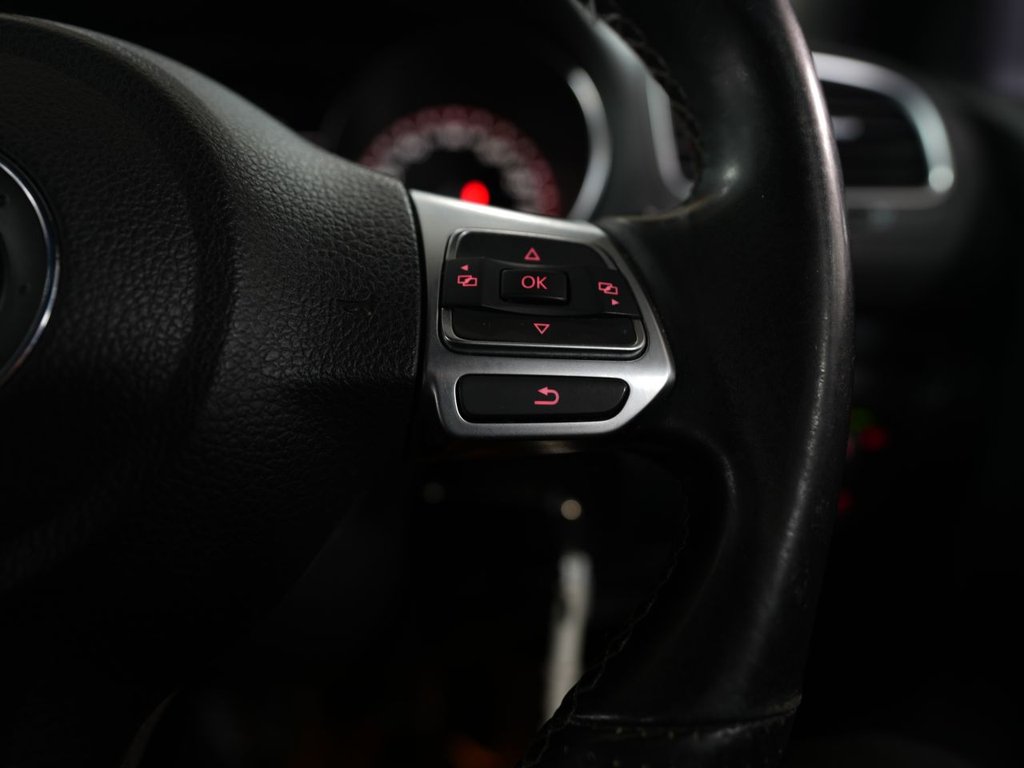 Used Volkswagen Golf 2012 for sale - 77919775: Photo 20