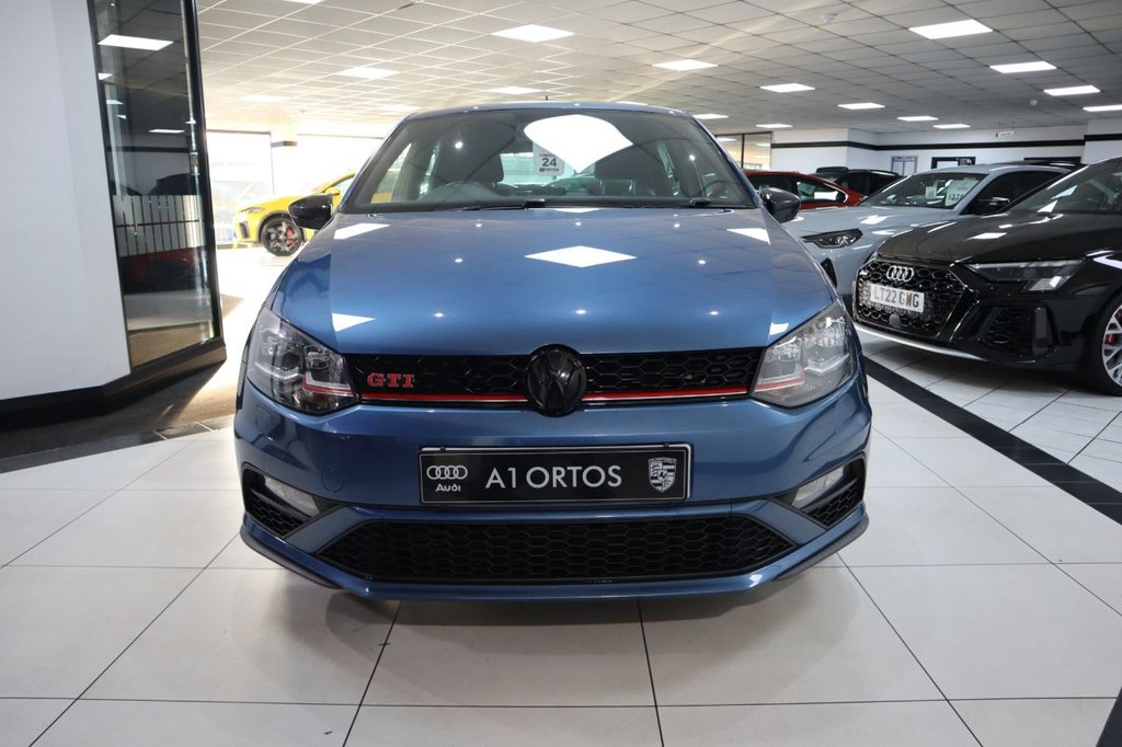 Used Volkswagen Polo 2017 for sale - 76660618: Photo 2