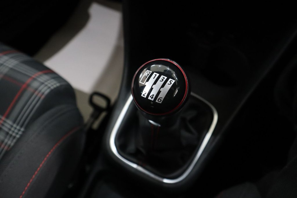 Used Volkswagen Polo 2017 for sale - 76660618: Photo 31