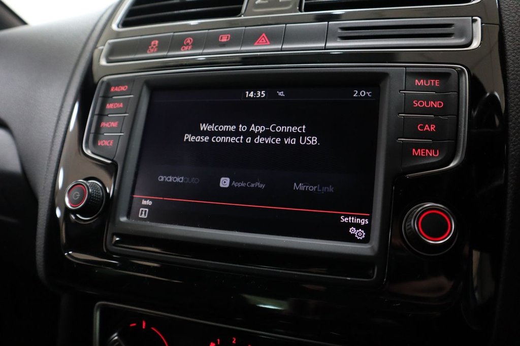 Used Volkswagen Polo 2017 for sale - 76660618: Photo 38