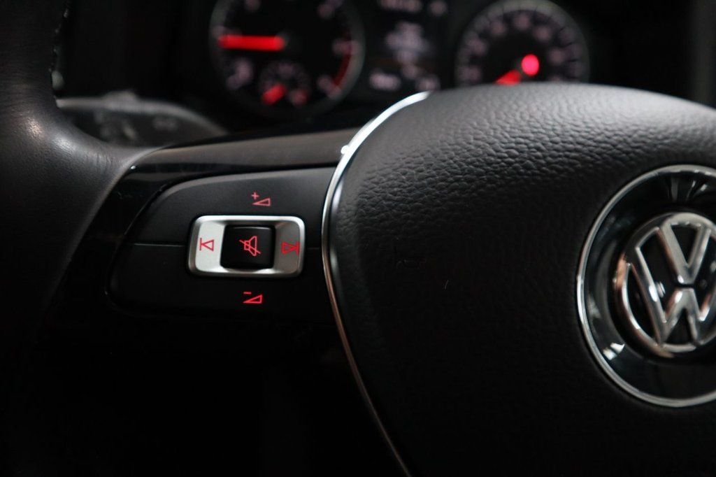 Used Volkswagen Amarok 2019 for sale - 76900868: Photo 15