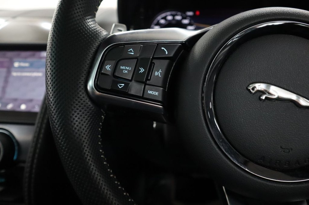 Used Jaguar F-Type 2021 for sale - 75929607: Photo 27