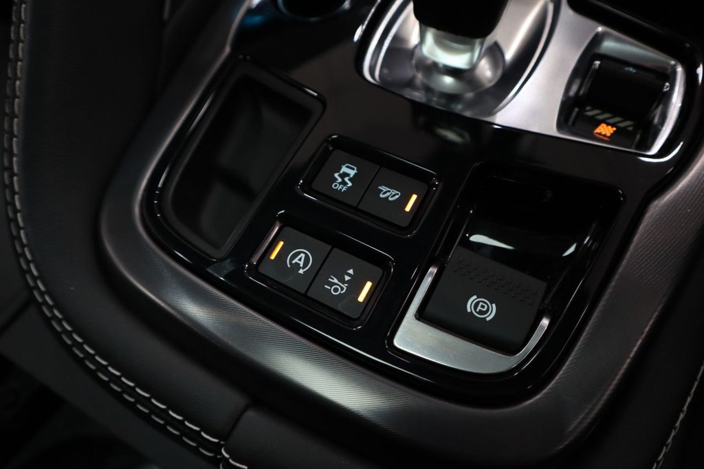 Used Jaguar F-Type 2021 for sale - 75929607: Photo 35